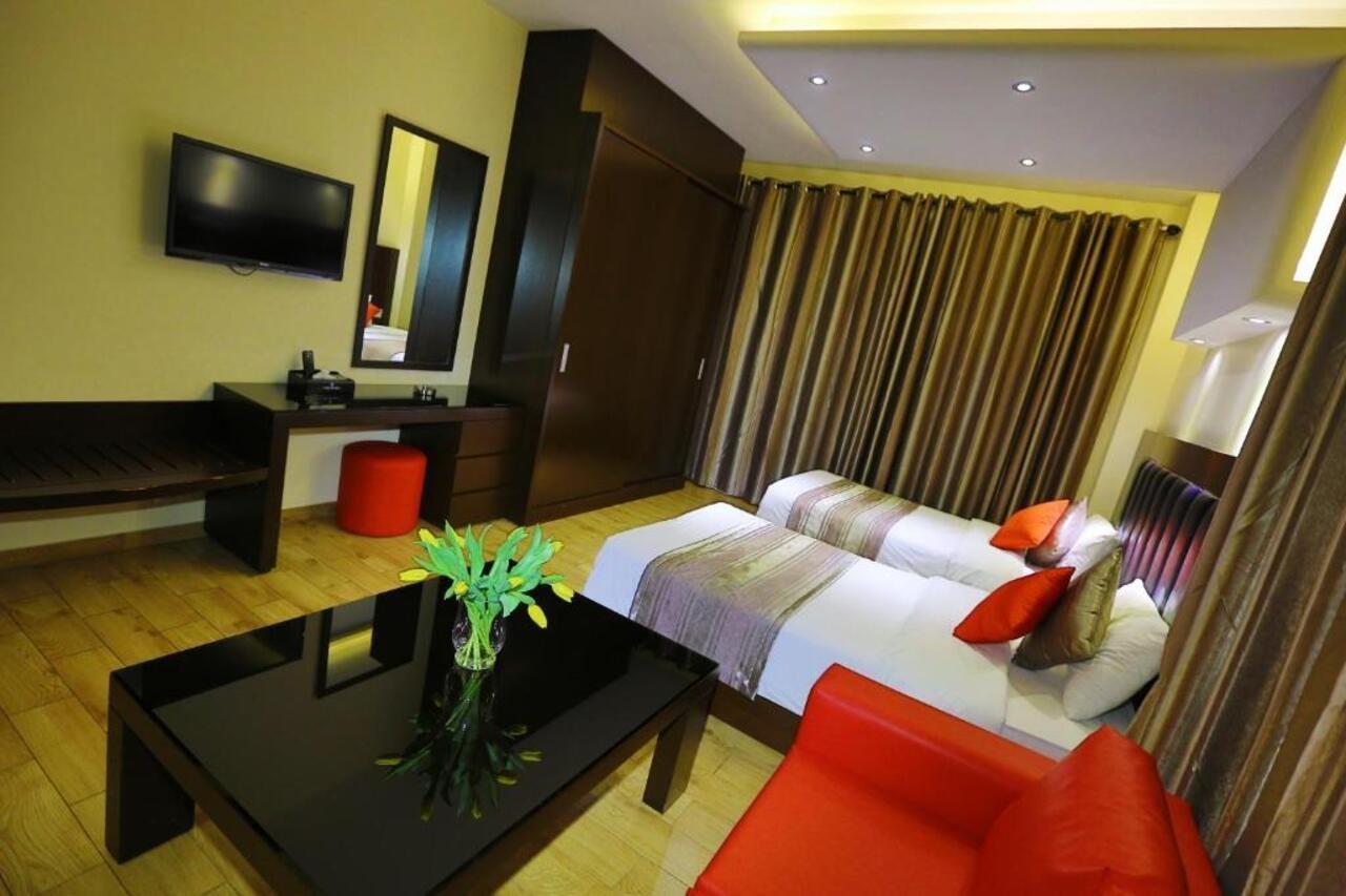Jounieh Suites Boutique Hotel Exterior foto