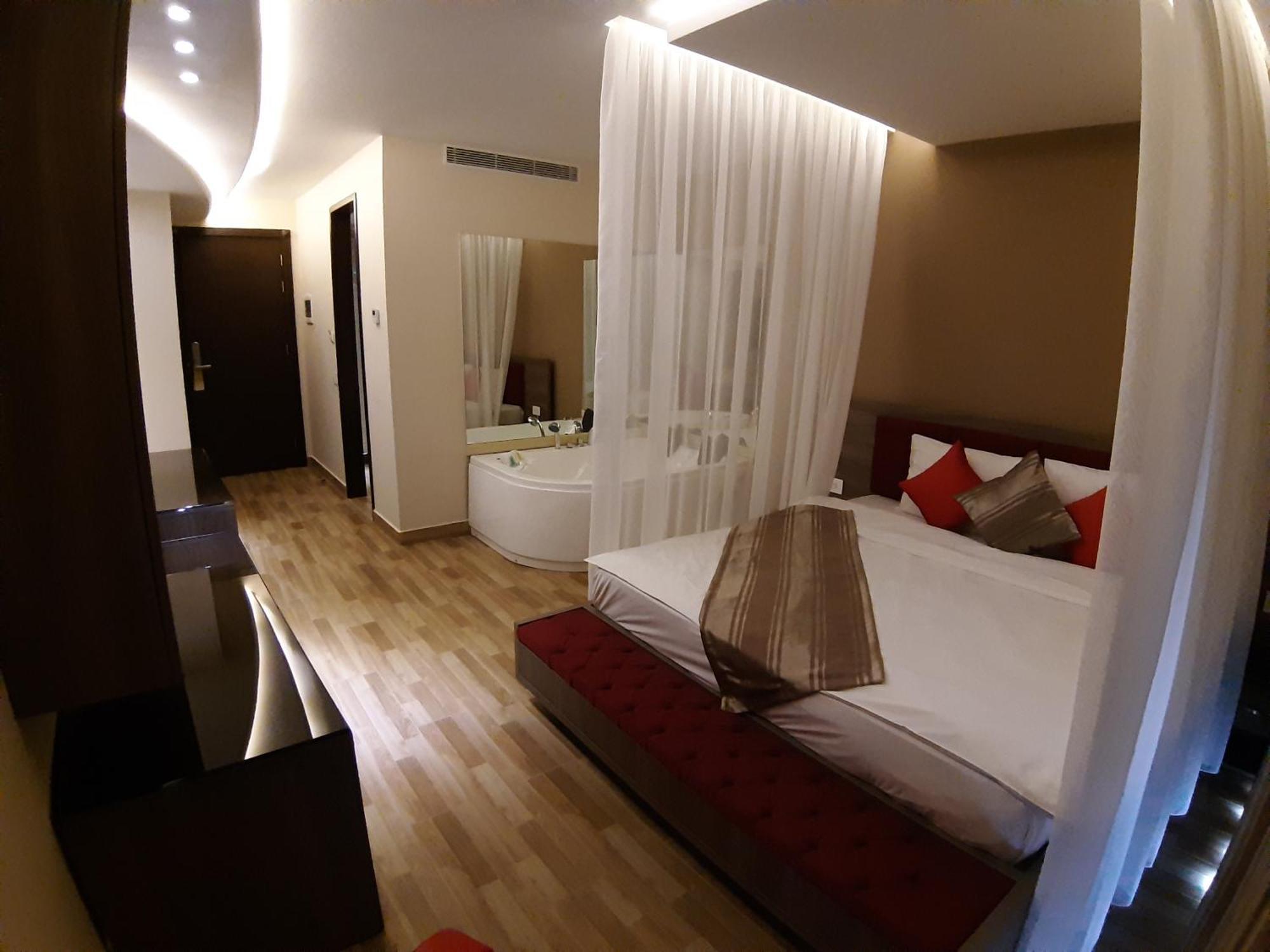 Jounieh Suites Boutique Hotel Exterior foto